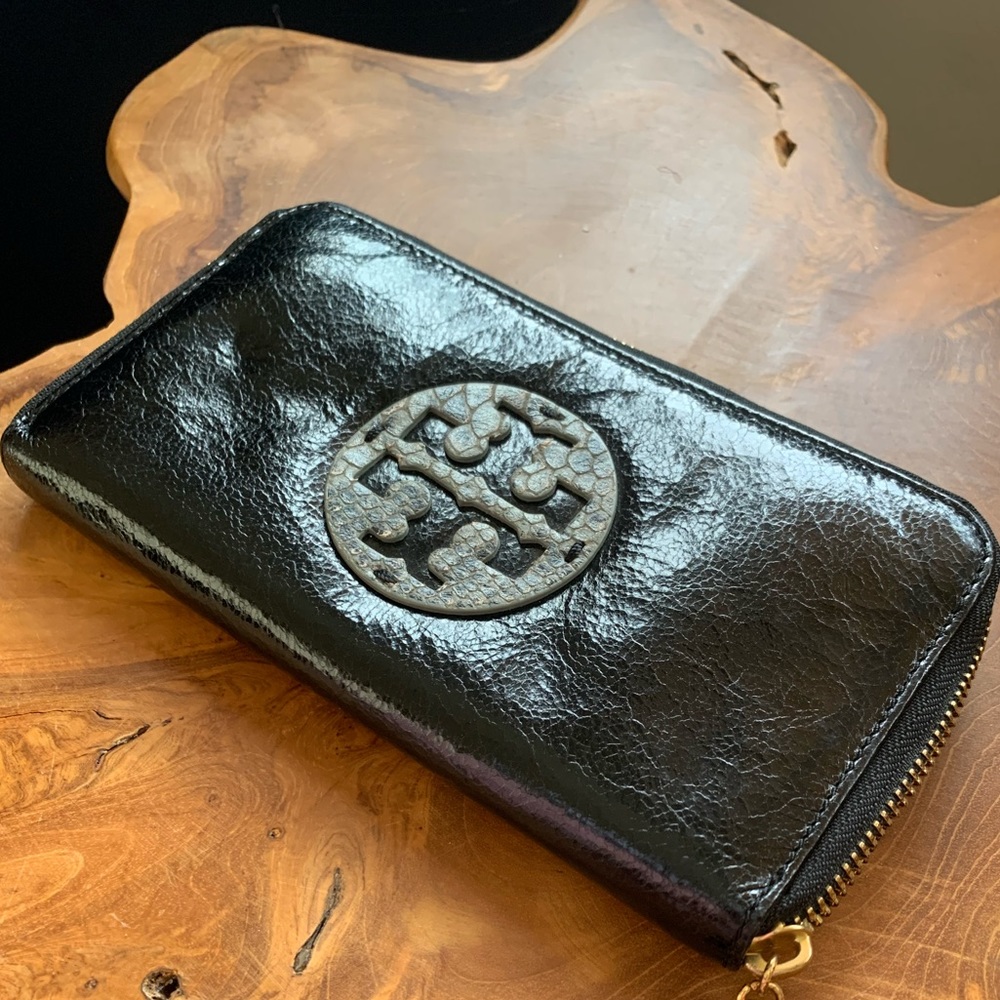 Tory Burch Wallet